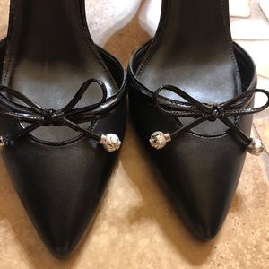 New Michael Kors Black Pumps